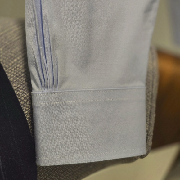 Classic Men Dress Shirt - Picture 5 of 8